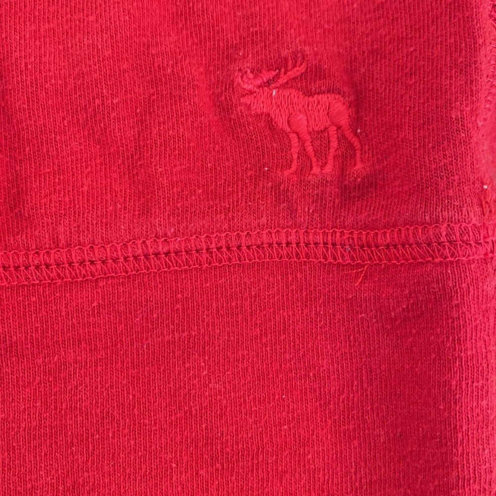 Abercrombie and Fitch shirt. Red. Size XS - Picture 2 of 4